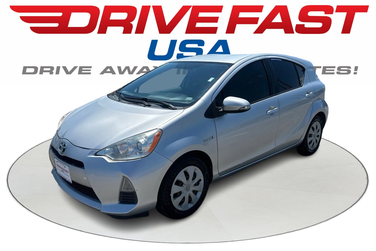 2013 Toyota Prius c Two's photo