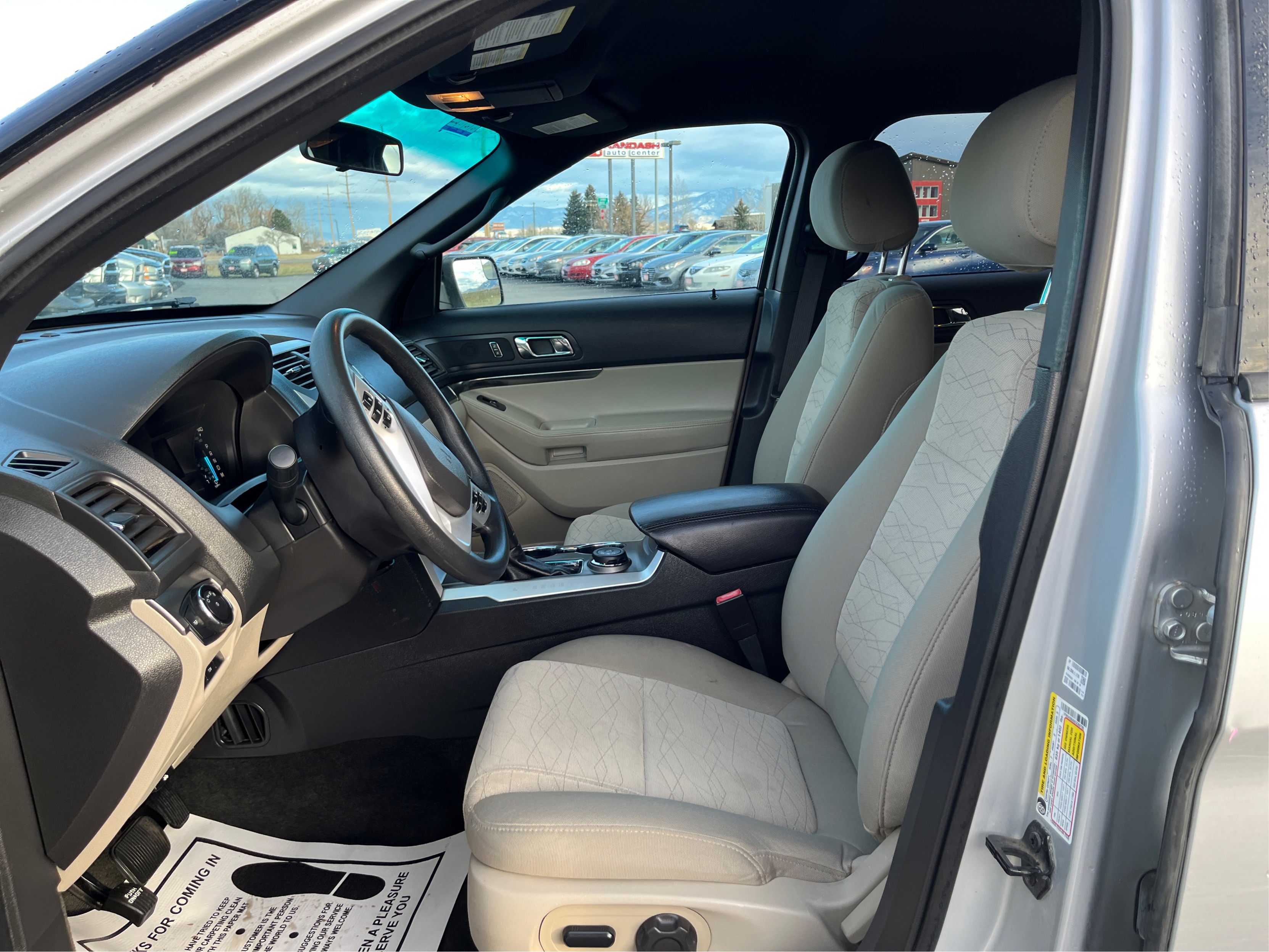 2014 Ford Explorer Base - Photo 9