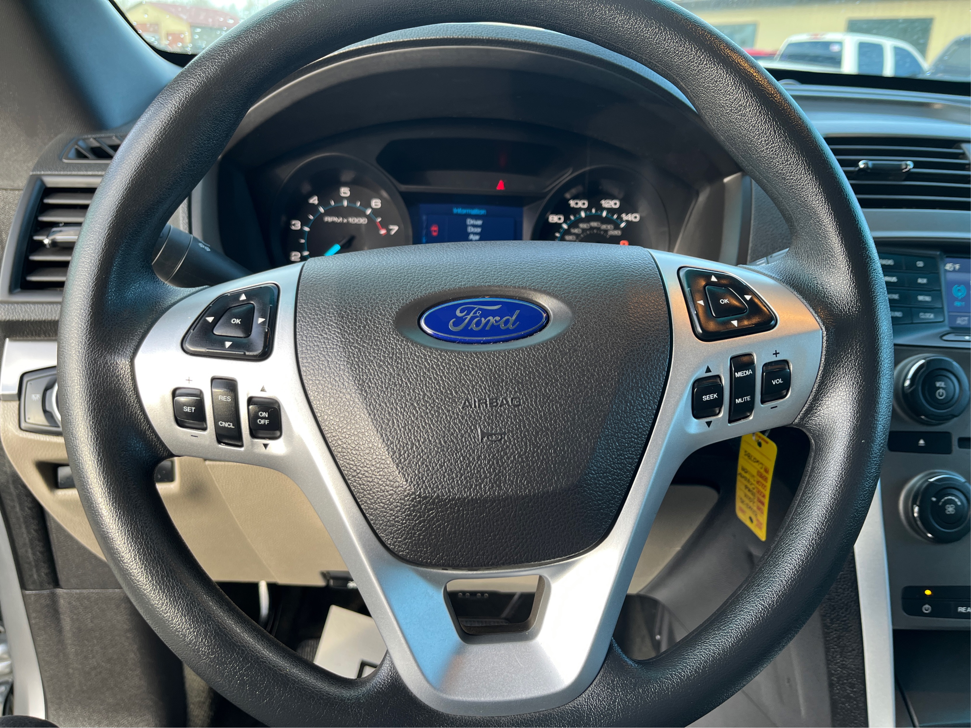 2014 Ford Explorer Base - Photo 16