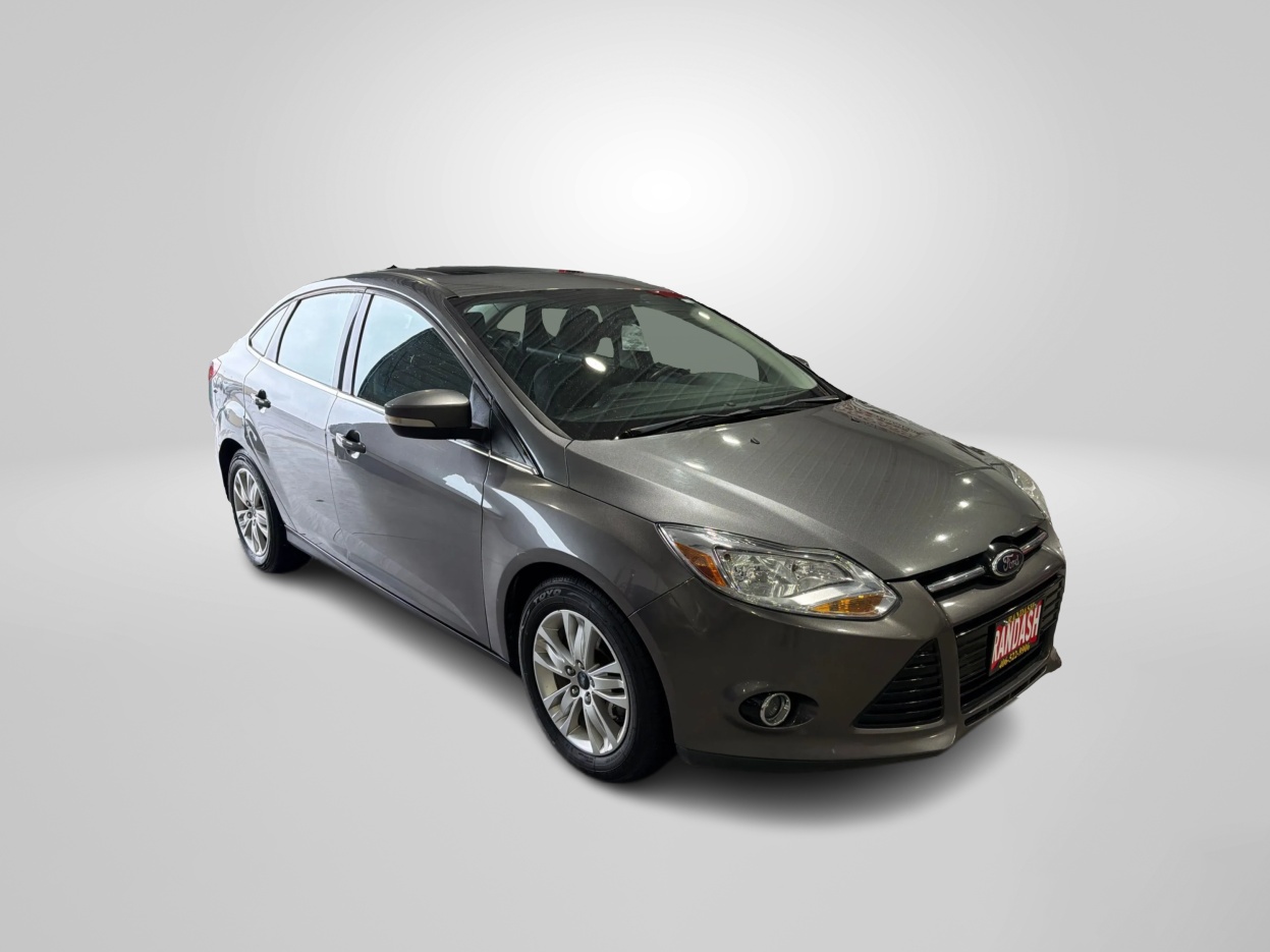 2012 Ford Focus Sedan SEL's photo
