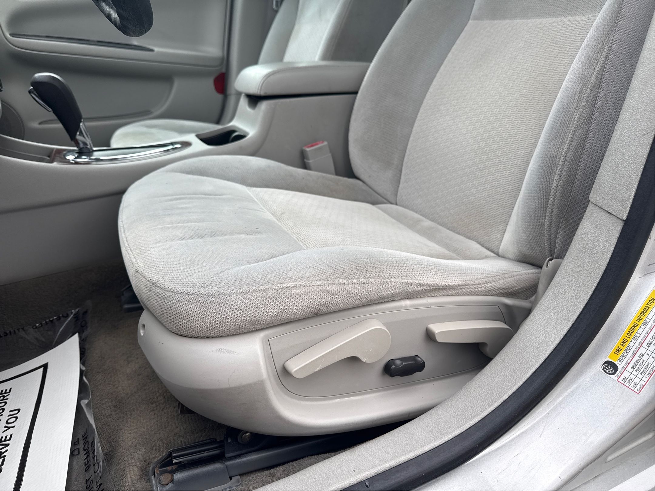 2008 Chevrolet Impala LS - Photo 19