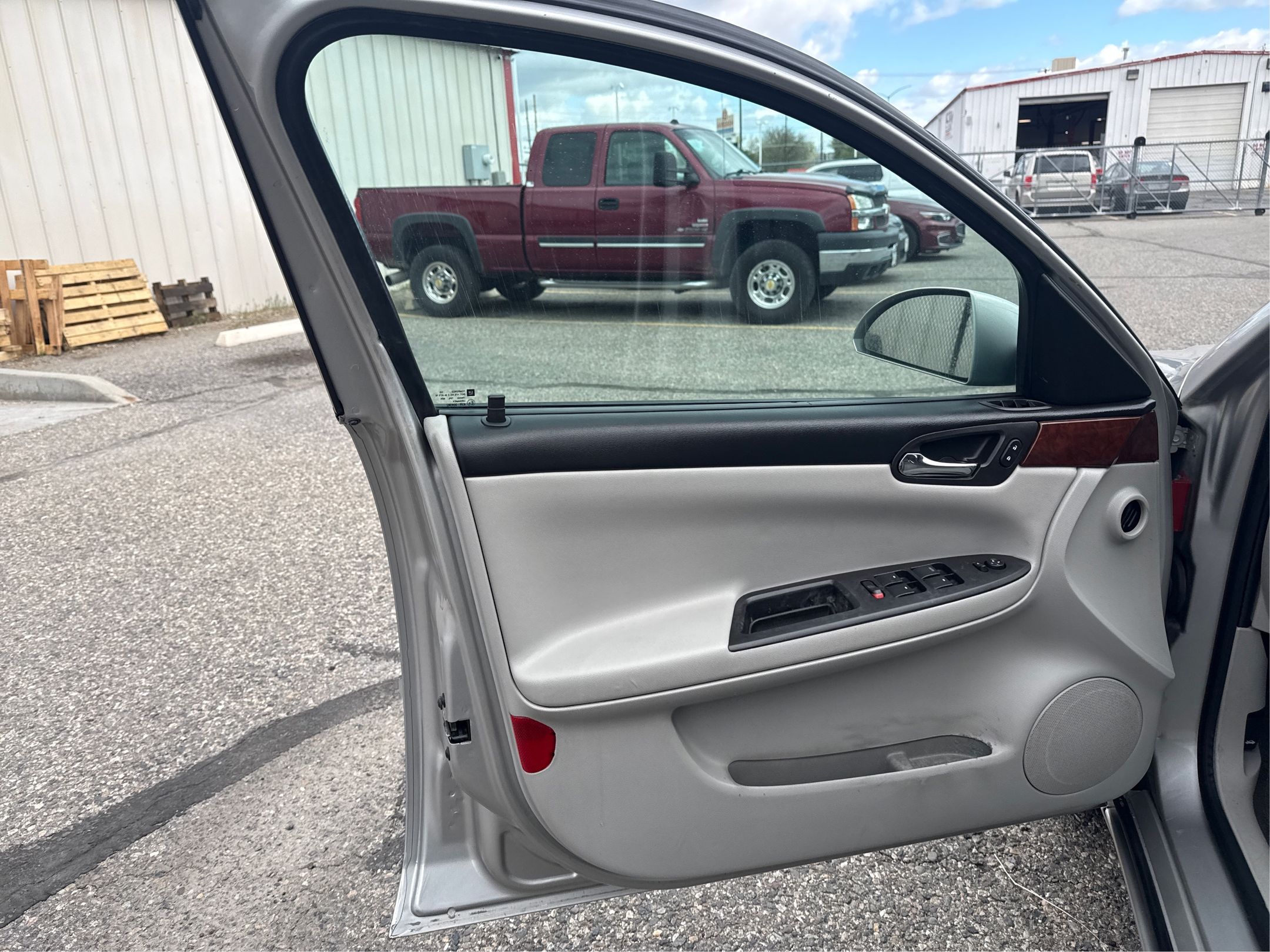 2008 Chevrolet Impala LS - Photo 20