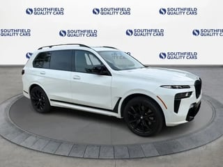 2024 BMW X7