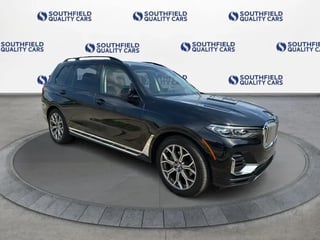 2021 BMW X7