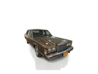 1988 1988 Lincoln Town Car Signature Series