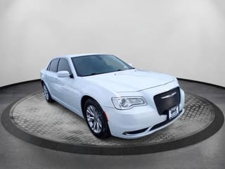 2018 Chrysler 300