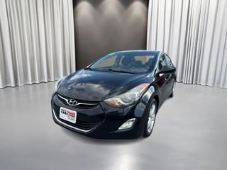2012 HYUNDAI Elantra